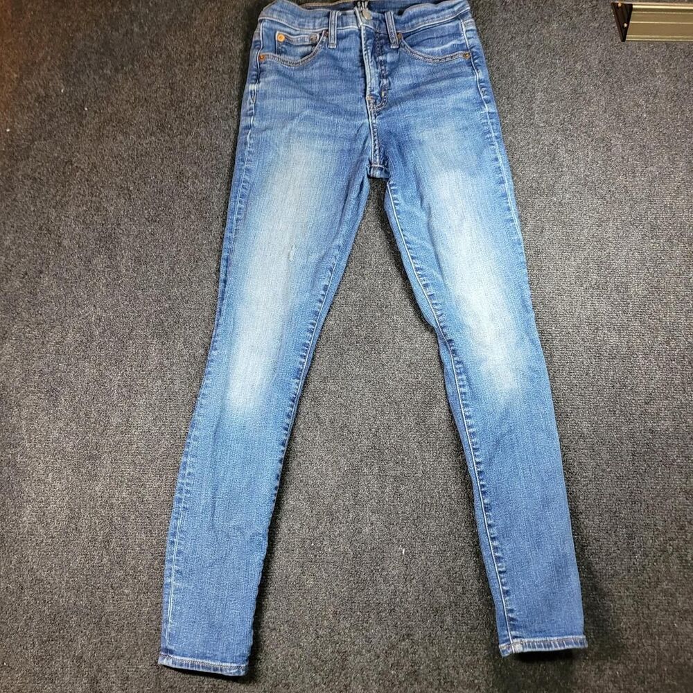 Gap Women's Blue Jeans